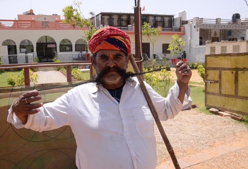 Hotel Dawarka Dhish Palace 16