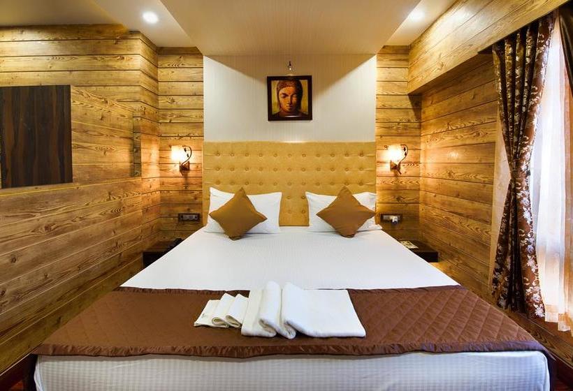 Hotel Venkatesh Regency 16