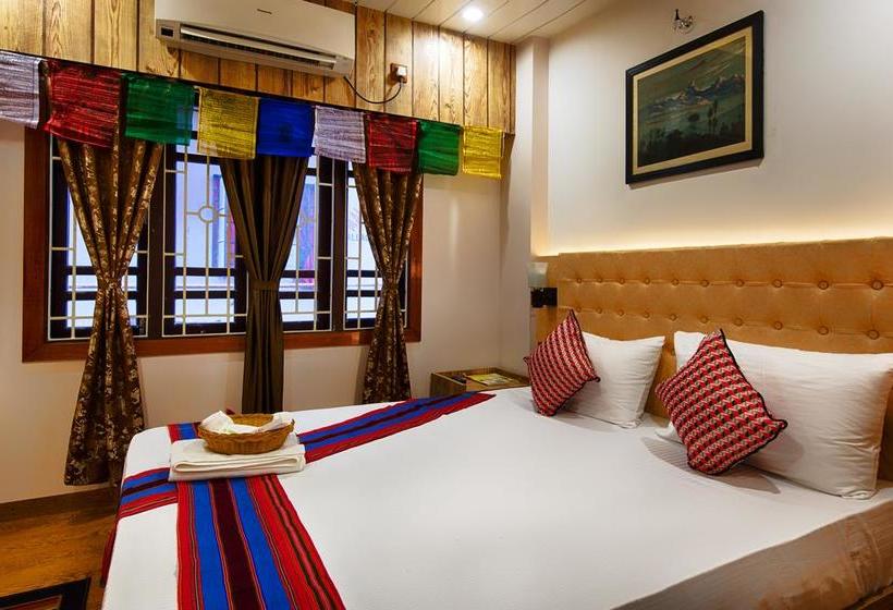 Hotel Venkatesh Regency 2