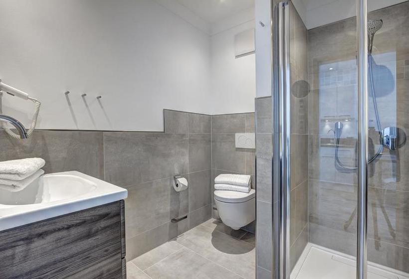 Aparthotel Villa Lea 8