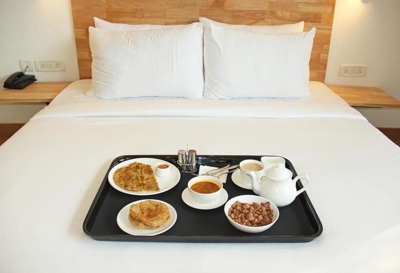 Hotel Oyo Rooms 559 New Bombay 9