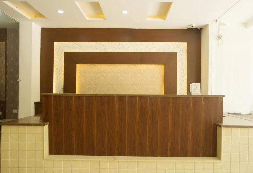 Hotel Treebo Vibhav Marriott 5