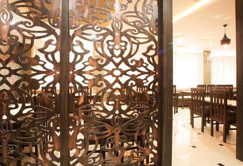 Hotel Treebo Vibhav Marriott 6