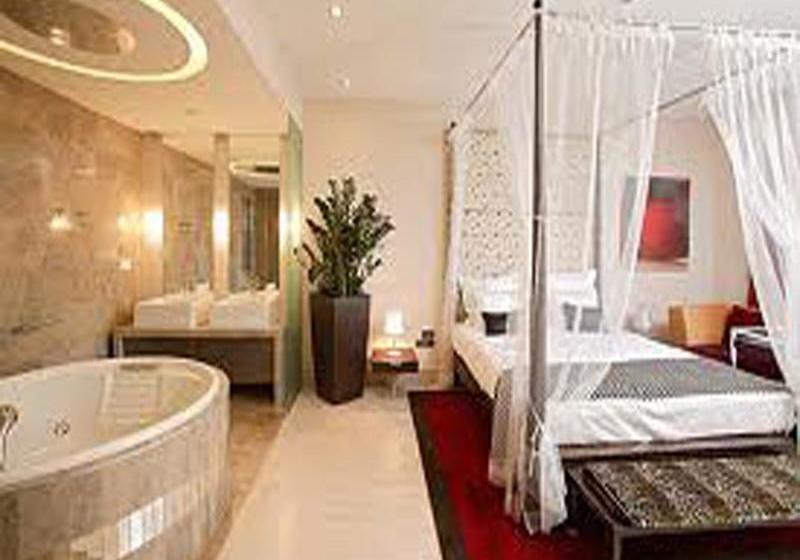 Hotel Garv Residencia 9