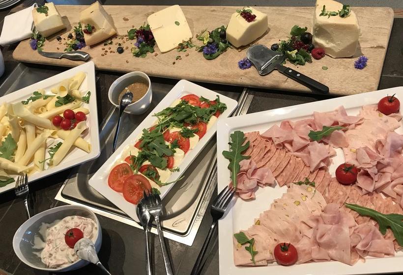 Hotel Easy Living 18