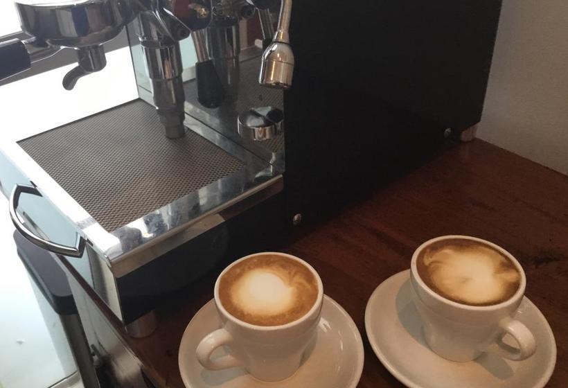 Bed and Breakfast Refreshstay 1