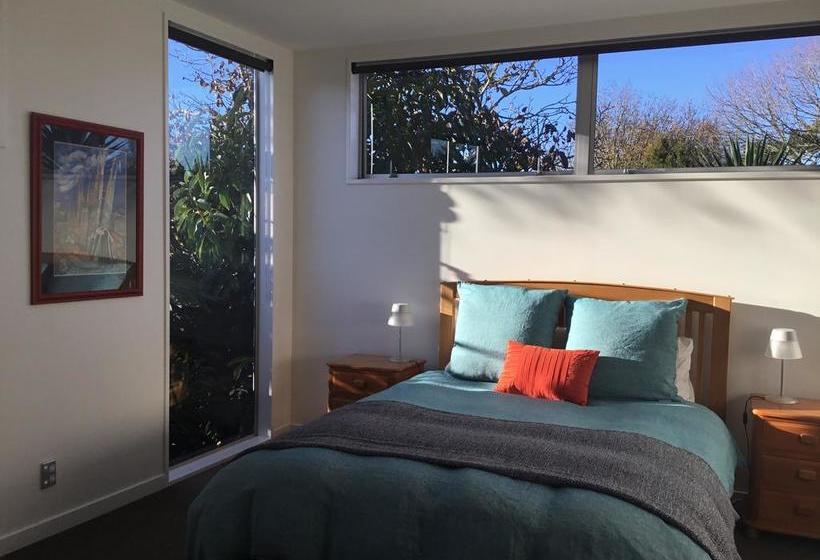 Bed and Breakfast Refreshstay 13