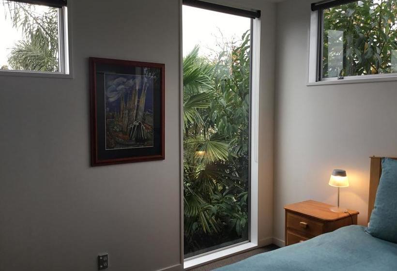 Bed and Breakfast Refreshstay 9