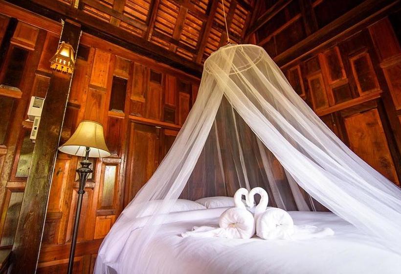 Resort Lamphurai Riverside 10