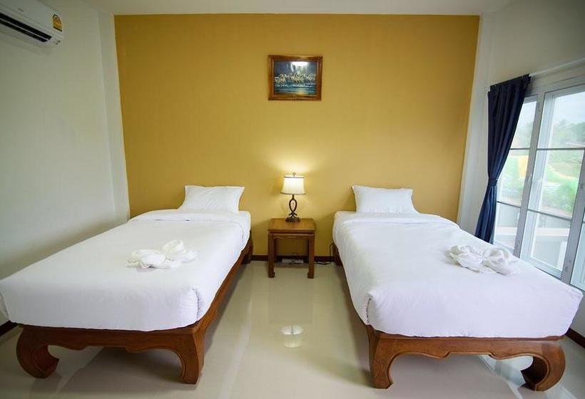 Resort Lamphurai Riverside 15