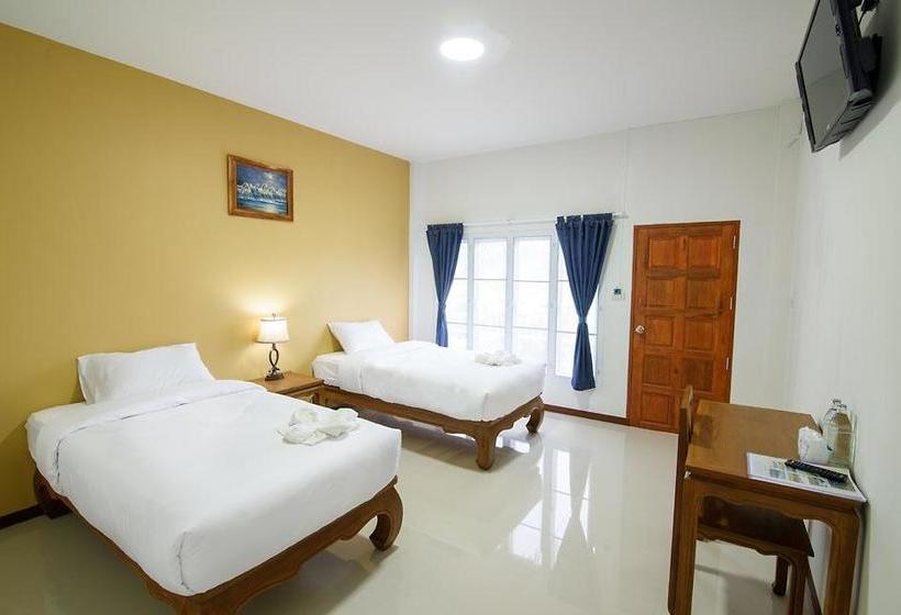 Resort Lamphurai Riverside 17