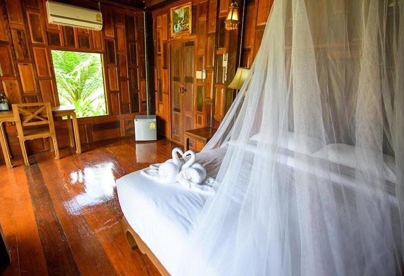 Resort Lamphurai Riverside 19