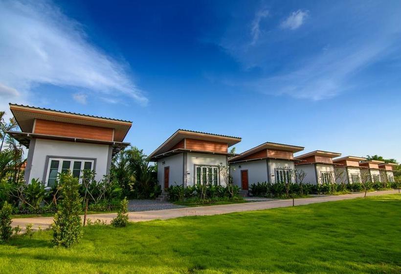 Resort Lamphurai Riverside 5