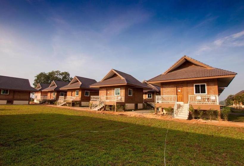 Resort Charm Churee Villa San Sai Chiang Mai