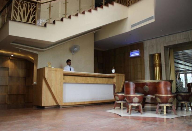 The Utsav Grand Resort & Spa 15