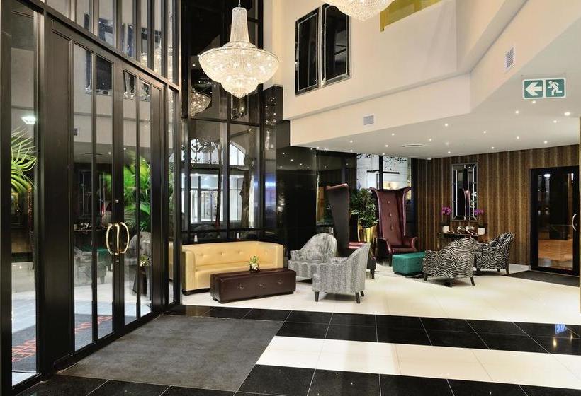 Signature Lux Hotel Sandton 1