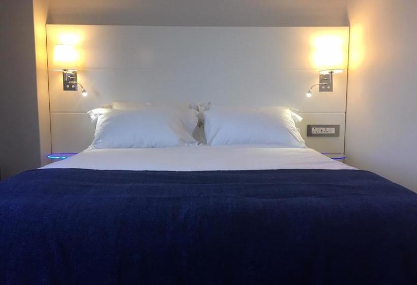 Signature Lux Hotel Sandton 15