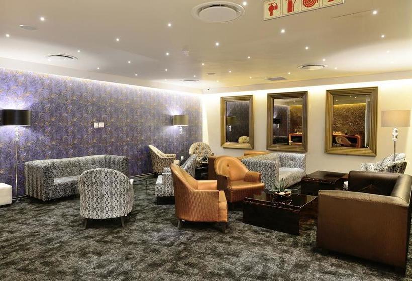 Signature Lux Hotel Sandton 3