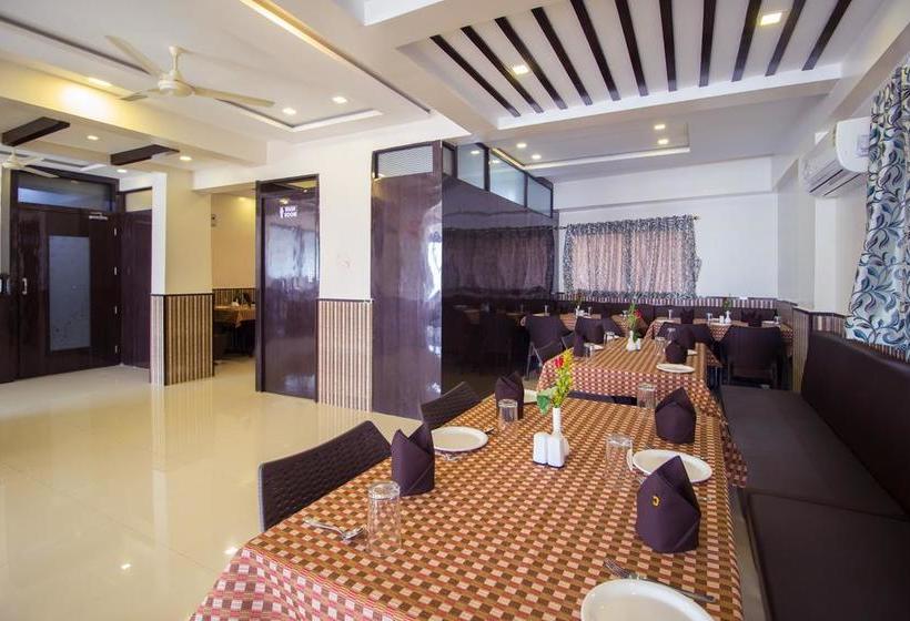 Fabhotel Chetan Executive Hadapsar 16