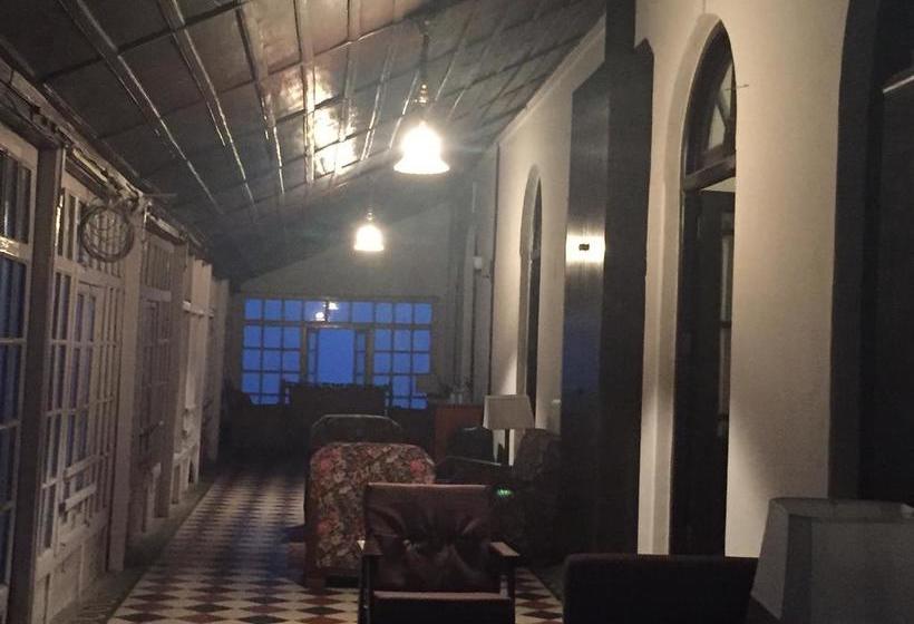 Hotel Raghushree Mussoorie