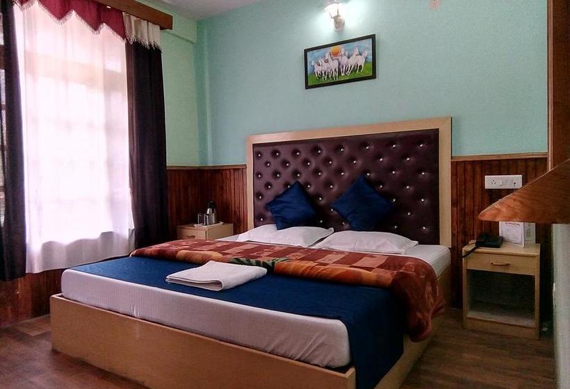 Stayapart Hotel Kundan Inn 16