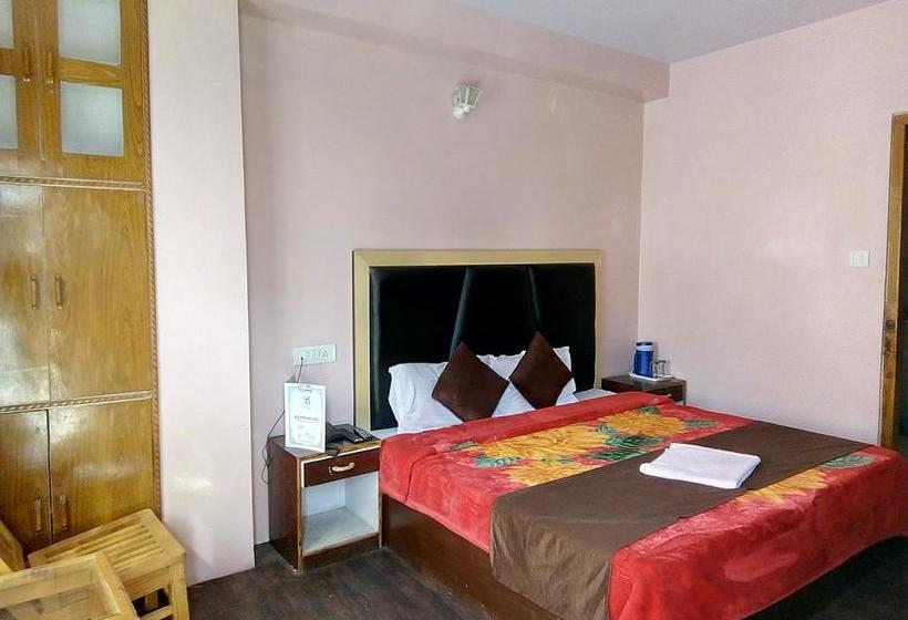 Stayapart Hotel Kundan Inn 7