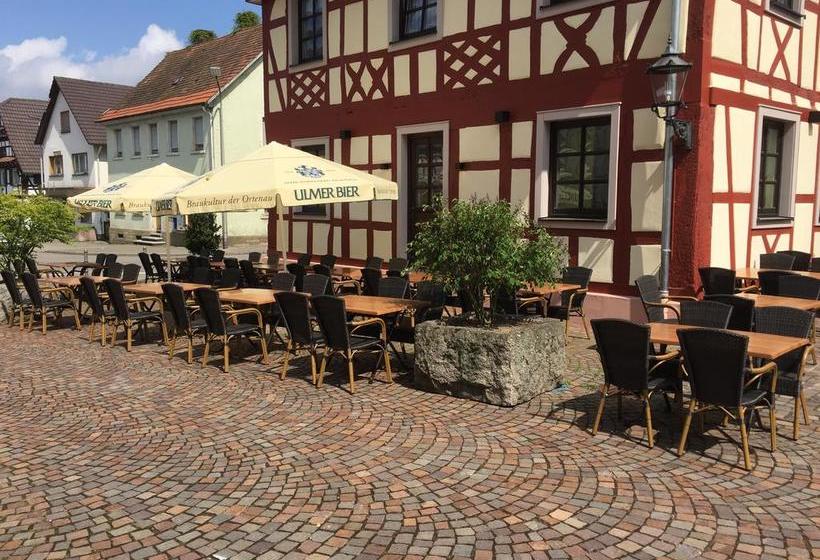 M1 Hotel Restaurant 4