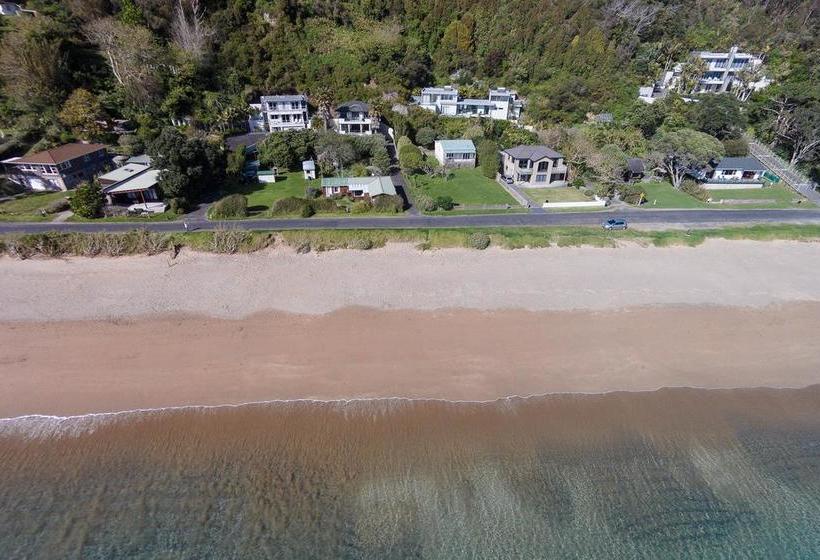 Bed and Breakfast Sea Breeze Lodge 8