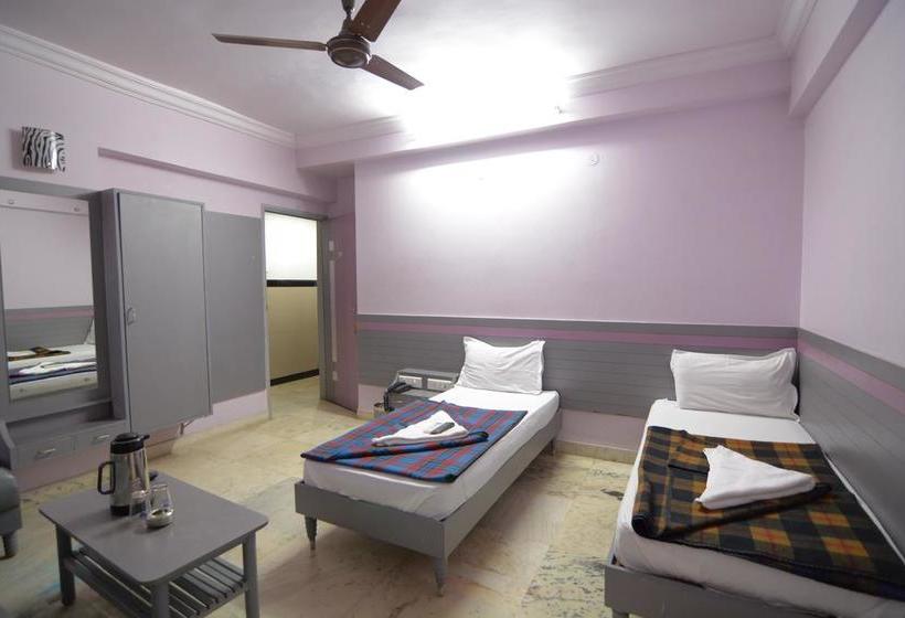 Hotel Pritam Central Avenue Nagpur 15