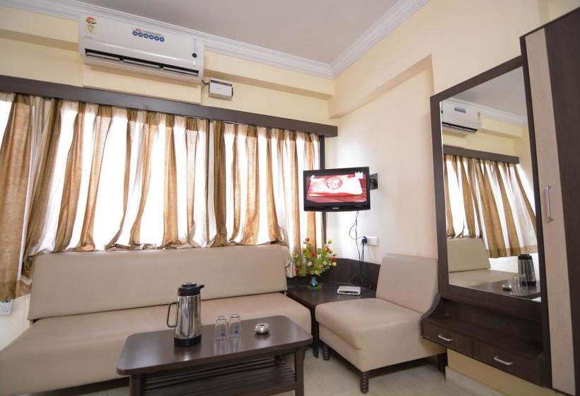 Hotel Pritam Central Avenue Nagpur 18