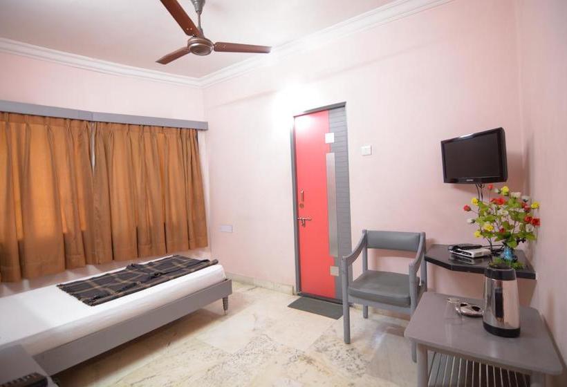 Hotel Pritam Central Avenue Nagpur 4