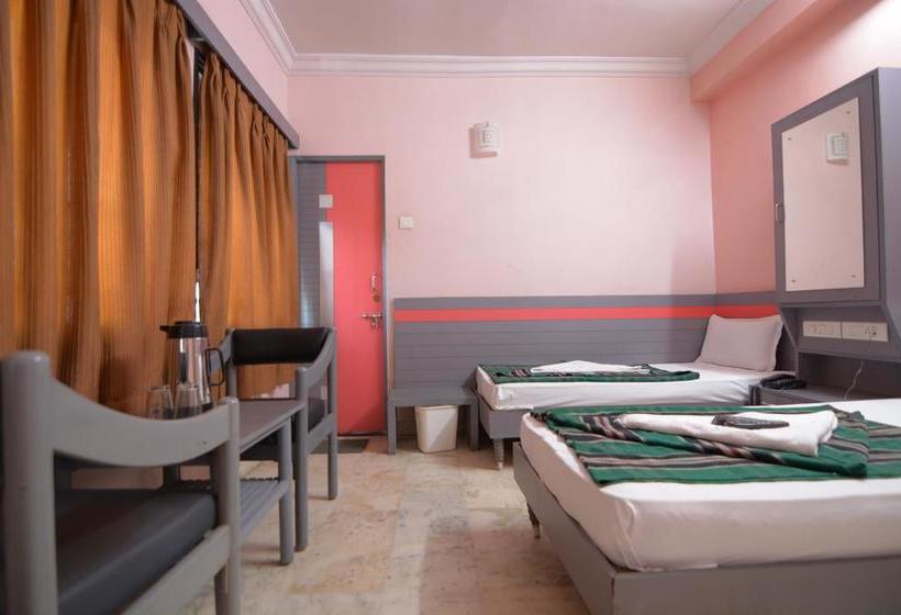 Hotel Pritam Central Avenue Nagpur 8