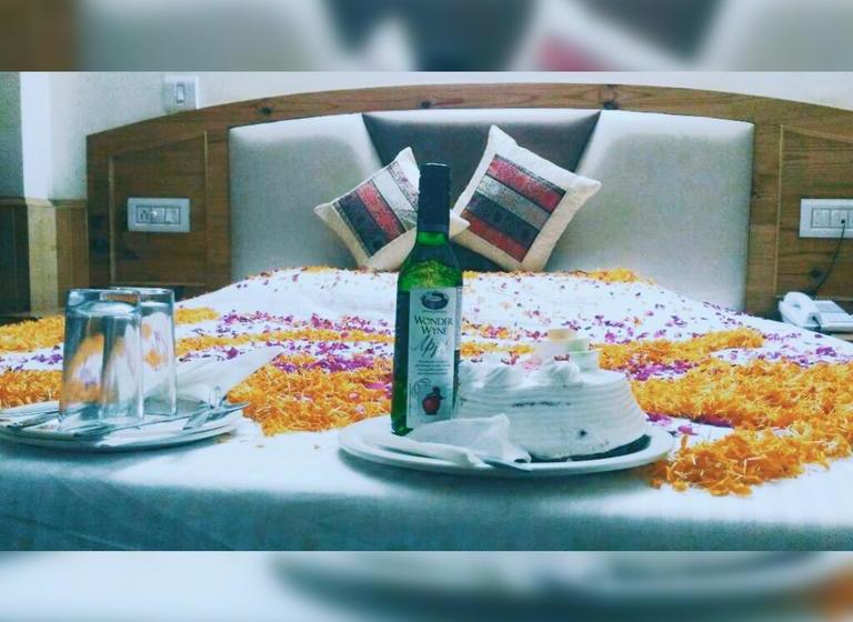 Bed and Breakfast Dk Residency 12