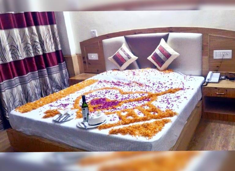 Bed and Breakfast Dk Residency 4