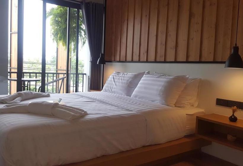 Saya Loft Hostel Lopburi 13