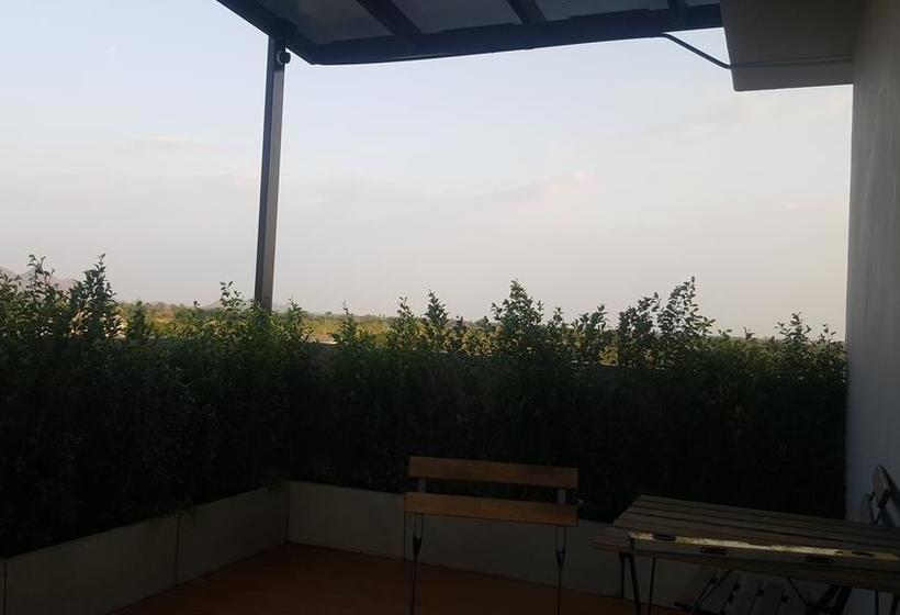 Saya Loft Hostel Lopburi 14