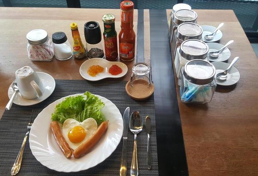 Saya Loft Hostel Lopburi 3