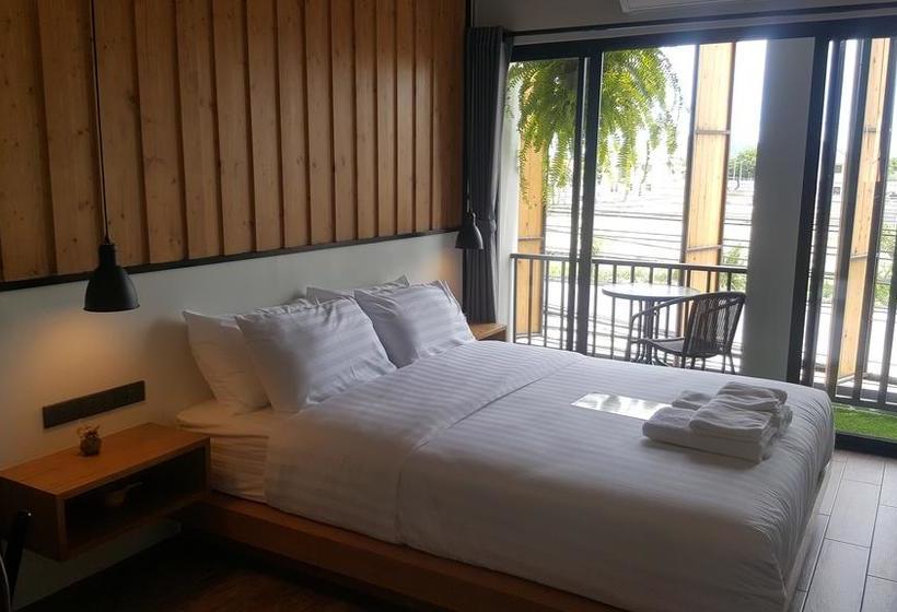Saya Loft Hostel Lopburi 6