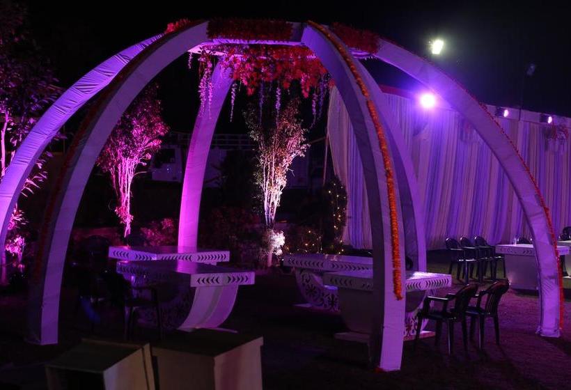 Kundan Leela Resort 13