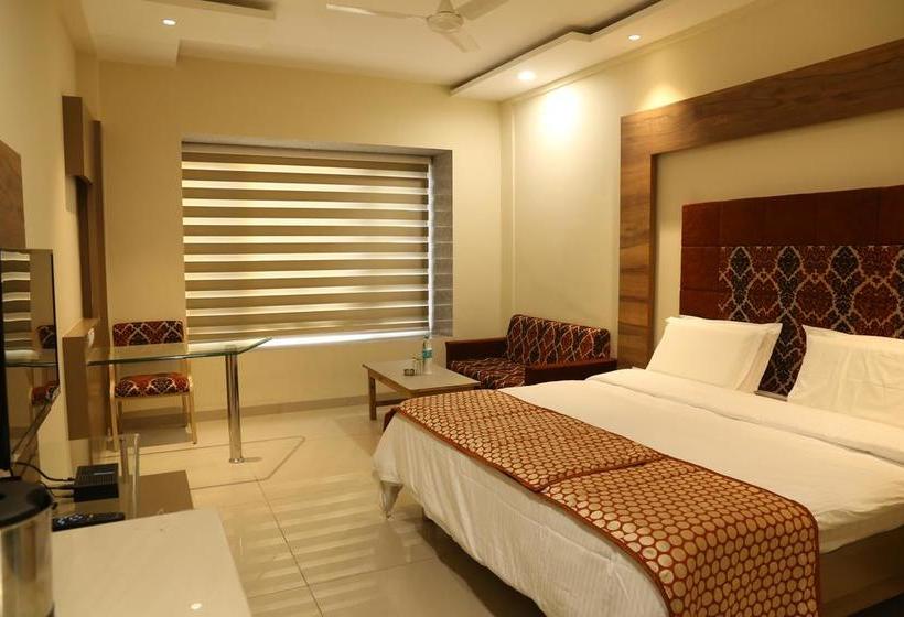 Kundan Leela Resort 7