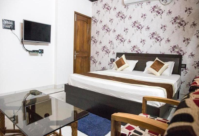 Hotel Oyo Rooms Kiit Big Bazaar 16