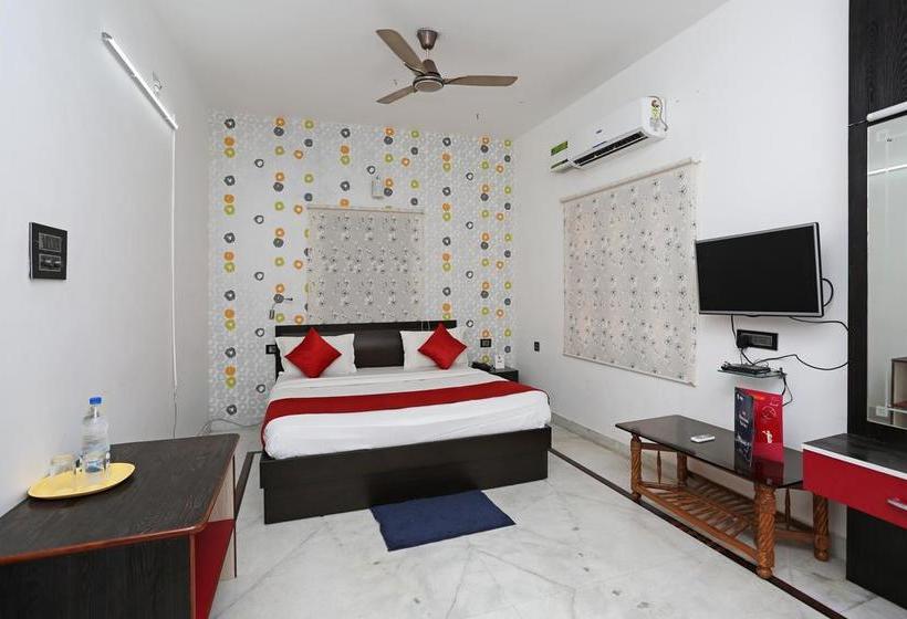 Hotel Oyo Rooms Kiit Big Bazaar 3