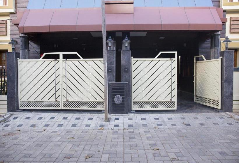 Hotel Oyo Rooms Kiit Big Bazaar 6