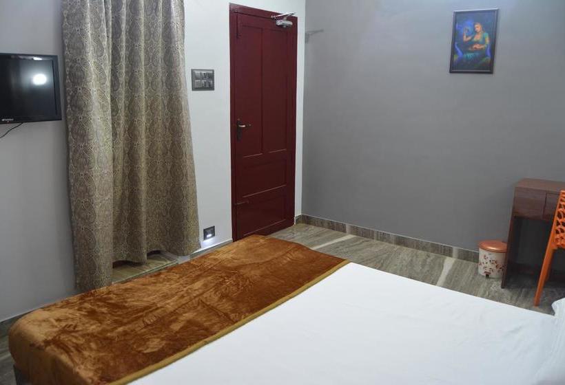 Bed and Breakfast Golden Nest 10