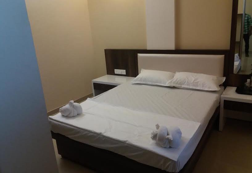 Hotel Prakash International 17