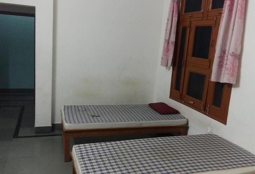 Hostel Laxmi Niwas 5