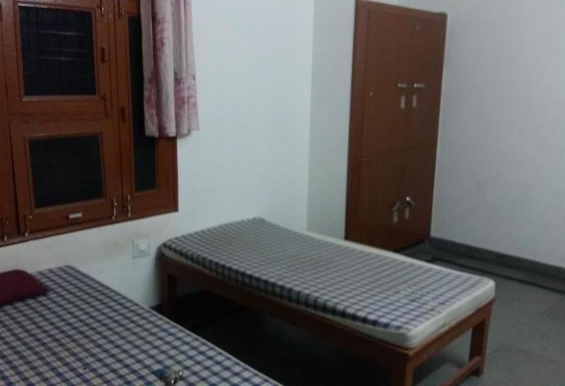 Hostel Laxmi Niwas 6