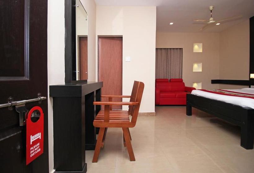 Hotel Oyo Premium Main Bus Stand 17