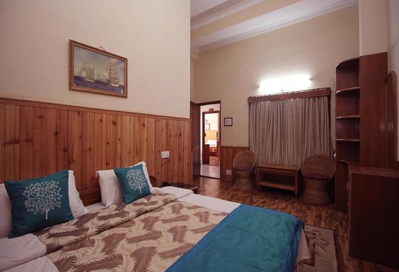 Hotel Oyo Rooms District Court 15