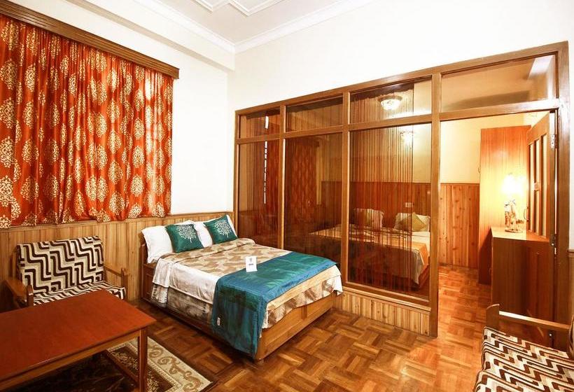 Hotel Oyo Rooms District Court 16